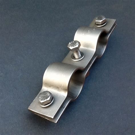 Double Pipe Clamp Stainless Steel 36mm Diameter Ports 30mm X 3mm