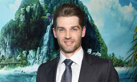 Mike Vogel To Star In ‘sexlife Adam Demos And Margaret Odette Also Join Netflix Dramedy Series