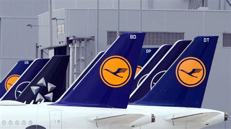 14 Millionen Kunden Warten Auf Lufthansa Ticketerstattungen