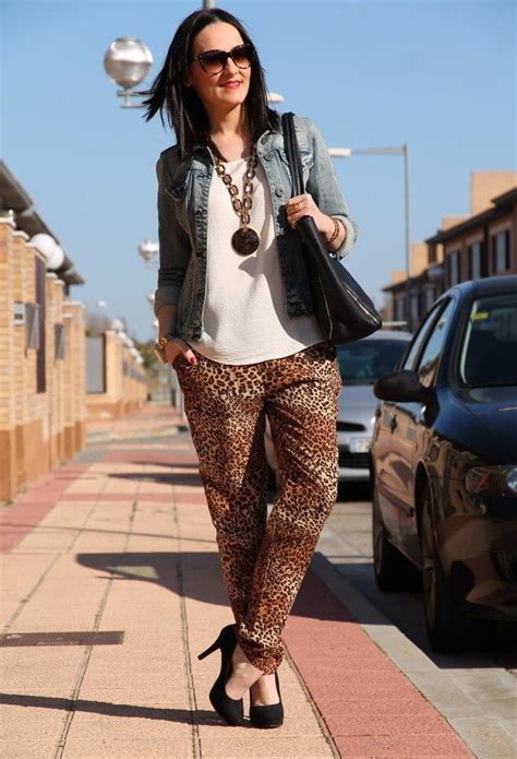 See more ideas about pants for women, baggy pant, pants. 23 Modern Ways to Style Baggy Pants with other Outfits