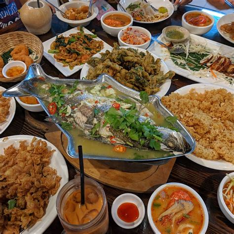 This highly popular dish is loved by the thais can be found literally at any seafood restaurant in thailand. Top 10 Restaurants To Check Out In Kuchai Lama - KL Foodie