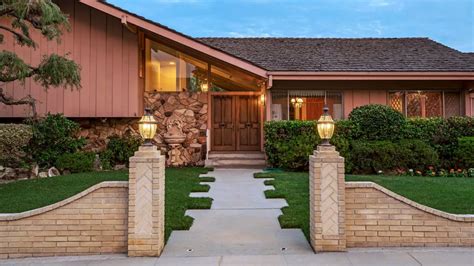 Iconic Brady Bunch House Sells To Television Company Hgtv