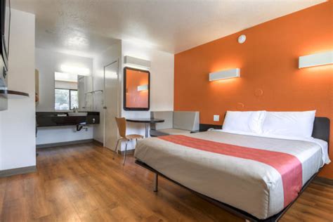 Motel 6 Freshens Its Roomsand Its Image Travelgumbo