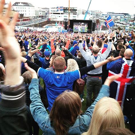 Iceland Goes Crazy After Their Team Defeats England At Euro 2016 23 Pics