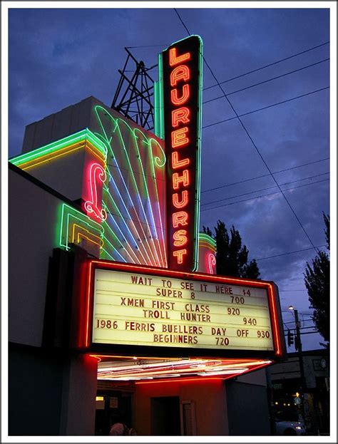 Laurelhurst Theater Opened In 1923 The Laurelhurst Was One Of The First Art Deco Theaters In