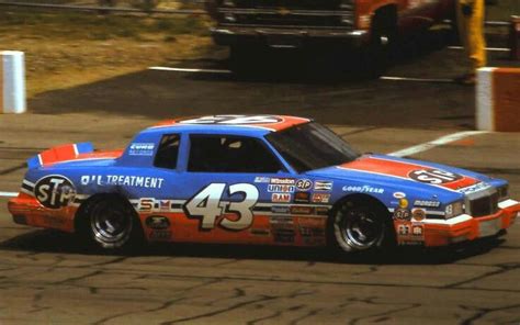 The king of stock car racing, richard petty retired from nascar competition after the 1992 season. Old School Nascar The Famous #43 | Richard petty, Nascar ...