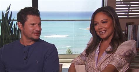 love is blind hosts nick and vanessa lachey love is work and it should be a fun job cbs news