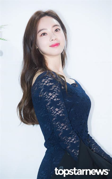 '인스타 폰트'는 인스타그램에서 주로 사용되는 특수 서체에요. HD포토 양정원, '빛나는 꿀피부' (강남♥이상화 하객 포토월 ...