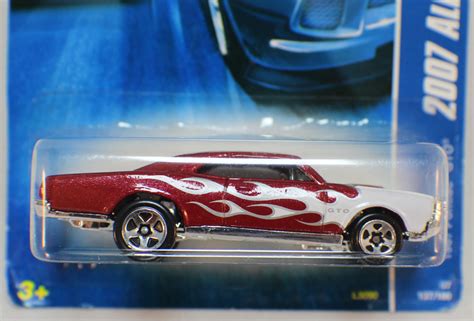 Hot Wheels 2007 All Stars 1967 Pontiac Gto Red Car With White Flames Ebay