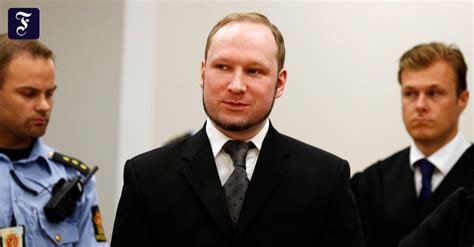für zurechnungsfähig erklärt gericht verurteilt breivik zu 21 jahren haft attentate in