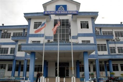 Şehirde, karamunsing'de bulunan kota kinabalu bölgesi polis merkezi ve penampang bölge merkezi olmak üzere iki ilçe merkezi bulunmaktadır. Direktori PDRM Sabah, Polis/Police in Kota Kinabalu