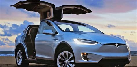 Tesla Car Burned Driverless Car Took Life This Time Driverless Car