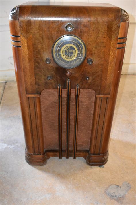 1936 Antique Art Deco Style Spartan Tube Floor Console Radio Model 867