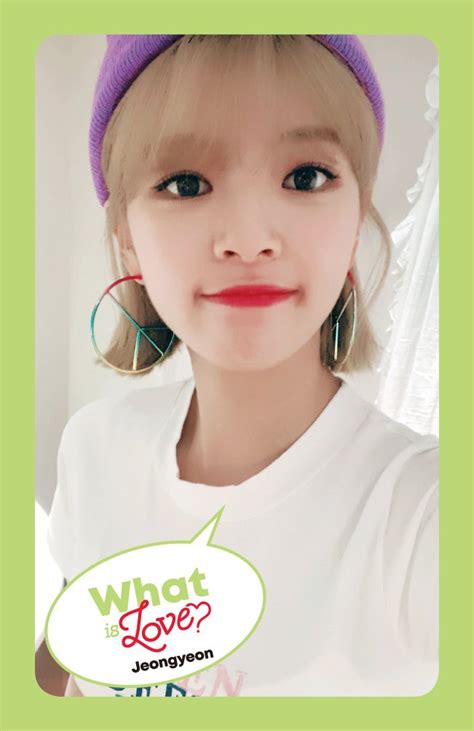 Twice is making a comeback in 2021! TWICE ‐ "What is Love?"のMV公開 - デバク