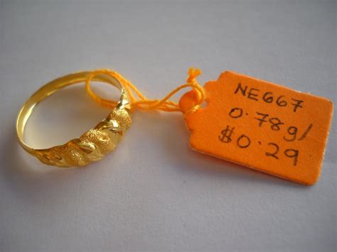 Harga pasaran cincin emas biasanya bervariasi, tergantung dari jenis karat dan berat emas yang dibutuhkan dalam satu cincin tersebut. Nazman Enterprise: Cincin Bajet Emas 916