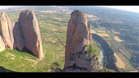 Conoce todo lo que hacer en ella. La ciudad de Huesca y su entorno - YouTube