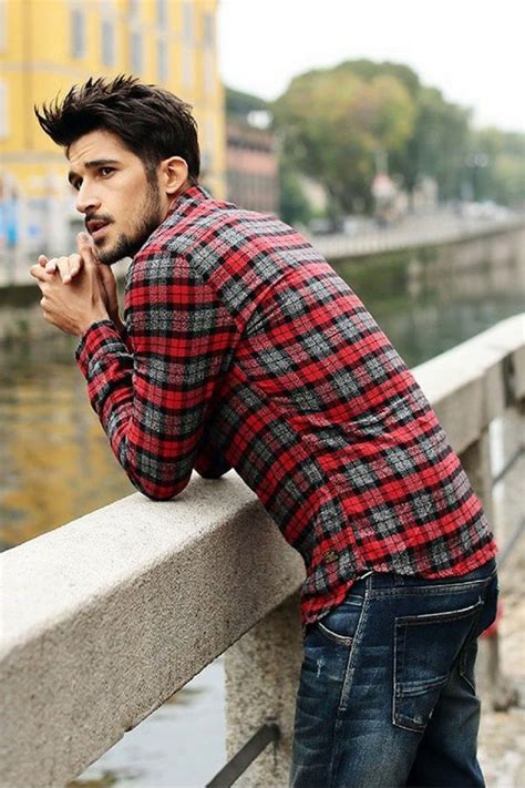 45 Simple And Classy Outfits Ideas For Men Mens Photoshoot Poses