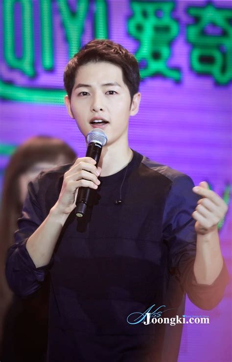 Joong ki's older brother, song seung ki, had posted an idiom in chinese (he'd studied in beijing for if it's true, i believe song joong ki and song hye kyo's marriage was already doomed from the. Pin von Teresa del auf Song Joong Ki #Oppa | Song joong ki