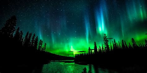 Where To See The Northern Lights In Bc Super Natural Bc