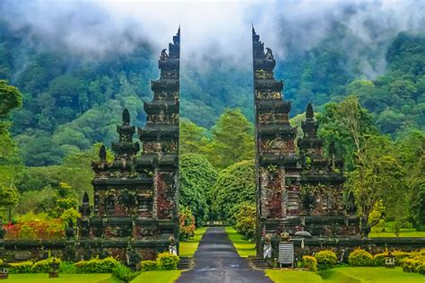 Hindu Temple In Bali Stock Photo Download Image Now Istock
