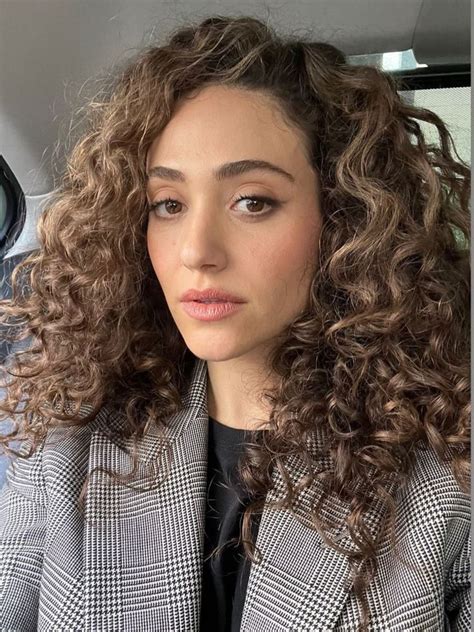 Emmy Rossum Long Layered Curly Hair Curly Hair Styles Naturally