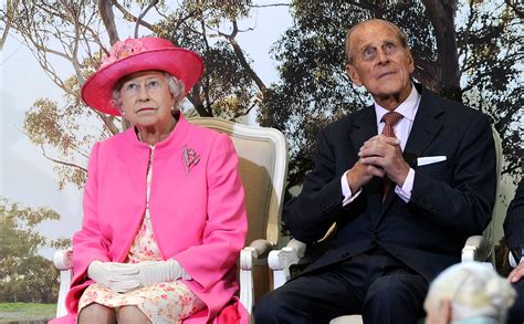 To Much Disbelief Australia Decides To Knight Queen Elizabeths