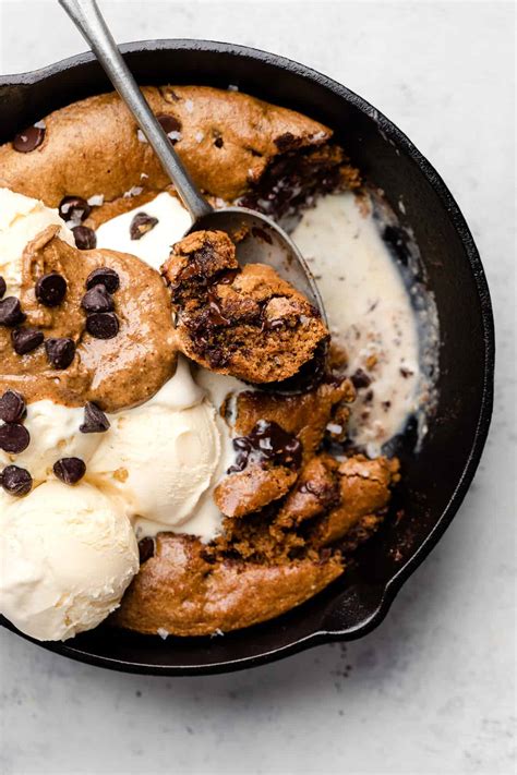 Healthy Cookie Skillet | Erin Lives Whole