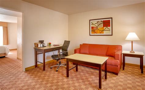 3 bedroom upper suite near by uvic area is available july 1st 2021. Hotel Rooms Near Disneyland | Suites | Cortona Inn and Suites