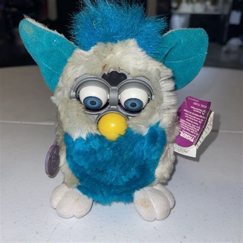 Super Rare Green Bean Furby Sold Only In Mexico Not Workng Ebay
