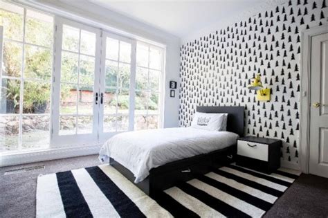 See more ideas about yellow bedroom, yellow gray bedroom, bedroom decor. Modern Black And White Kid's Bedroom With Bright Splashes ...