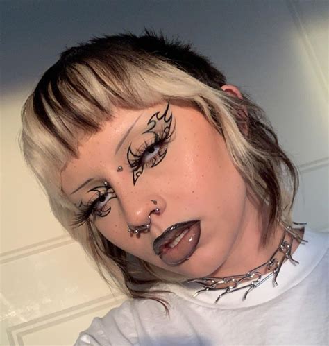 Pin By Kattercy On I Punk Makeup Edgy Makeup Grunge Makeup