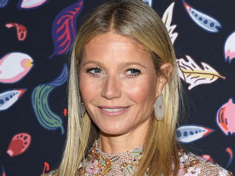 Gwyneth Paltrow Poses Nude And Covered In Gold Paint To Celebrate Th Birthday I Feel So Good