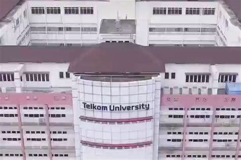 Daftar Perguruan Tinggi Swasta Terbaik Di Indonesia Terbaru Versi
