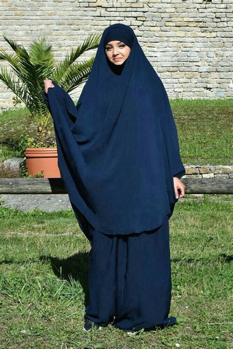 Pin Von Radia Abassi Auf Abaya Et Hijab Muslimische Frauen Mode Niqab Schöner Hijab