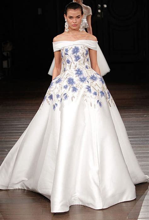 Verkaufen oder finden sie neue und gebrauchte brautkleider online. Naeem Khan | Brautkleider 2017: Die WOW-Kleider der New ...