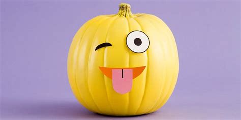 You definitely don't want to miss these free emoji movie pumpkin carving templates! 8 Emoji Pumpkin Carving and Painting Ideas - Emoji Face ...