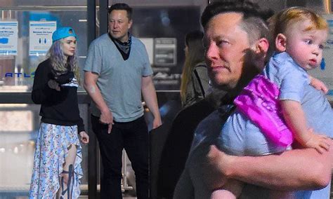 Elon Musk Arrives In New York With Partner Grimes And Baby X Æ A Xii