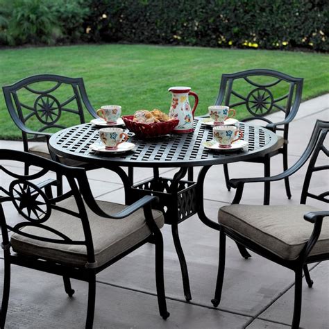 Darlee Ten Star 5 Piece Cast Aluminum Patio Dining Set With Round Table