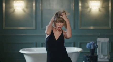Watch Taylor Swift Lip Sync Jimmy Eat World In Latest Apple Music Commercial