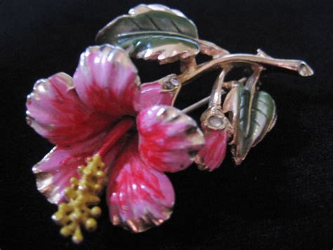 Coro Pink Enamel And Rhinestone Hibiscus Flower Pin Brooch From