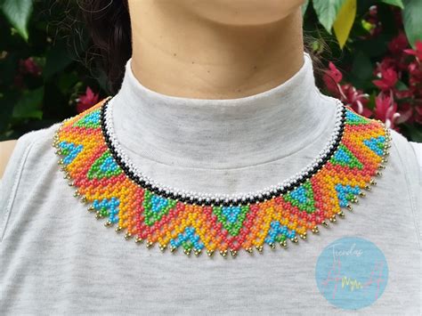 Collar Para Mujer En Mostacilla Checa Estilo Okama Embera Triangulos