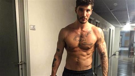 Stefano De Martino Beccato Nella Notte Con Mariana Rodriguez Luxgallery