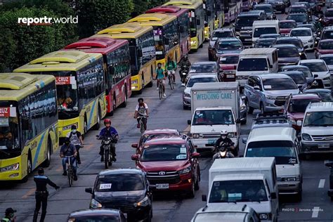 Covid Update Philippines Sees Traffic Jams As Lockdown Eases