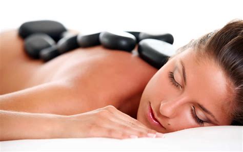 Hot Stone Massage In Dr Phillips Sandra Diaz Massage Therapist