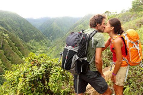 Cute Romantic Gestures For Hiking Lovers Camping For Women