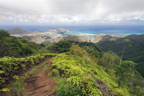 10 Best Hiking Trails In Honolulu Take A Walk Around Honolulus Most