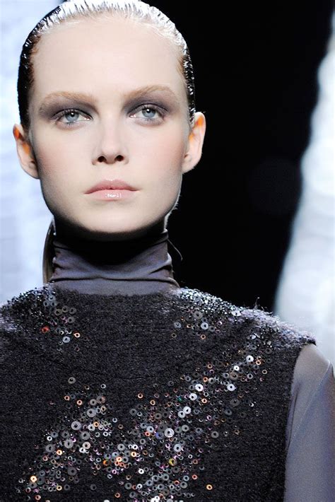 Nina Ricci Fall 2009 Ready To Wear Collection Slideshow On