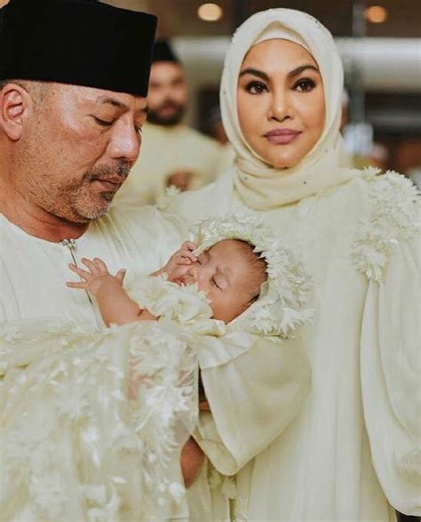 Trending melayu 10 april 2018. Majlis Akikah Anak DS Umie Aida