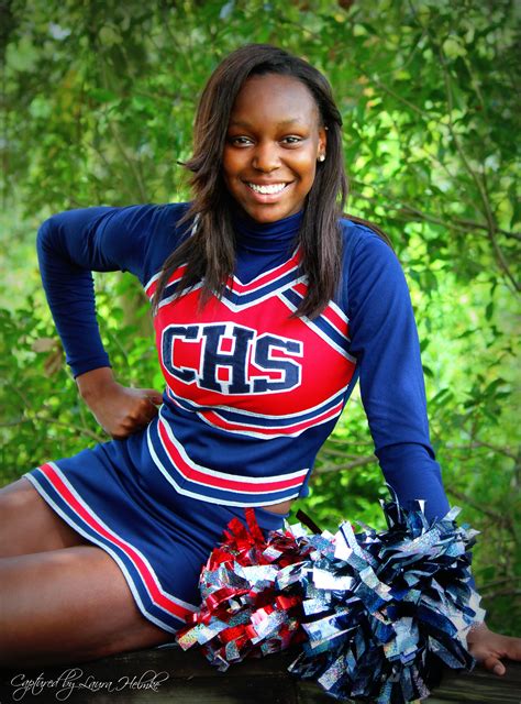You Need To See This Cheerleader's Incredible Photo.