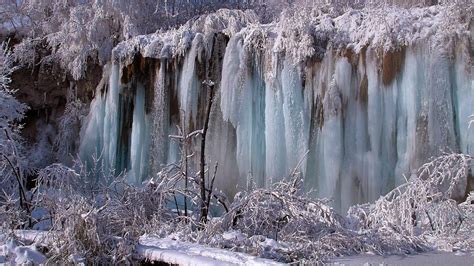Winter At Plitvice Lakes Nacionalni Park Plitvička Jezera